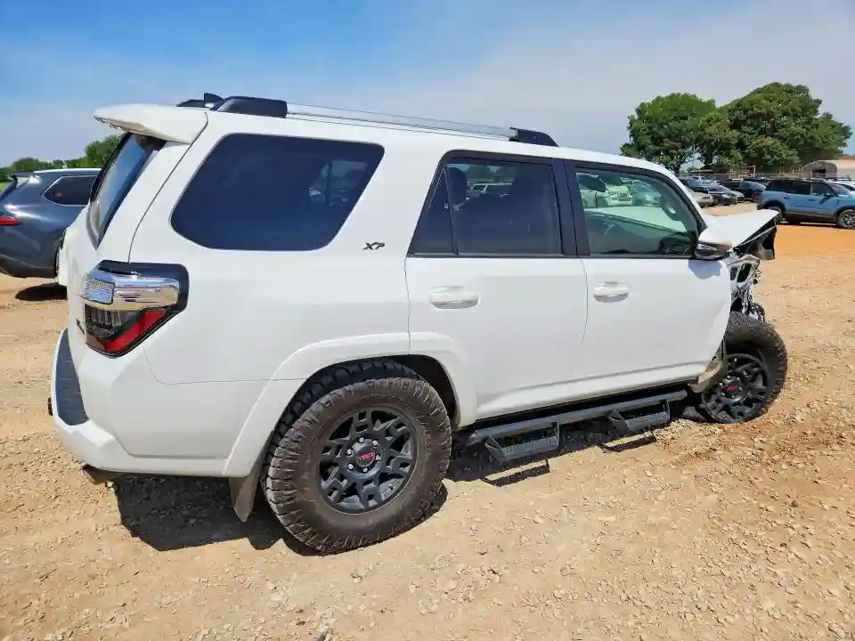 JTENU5JR4R6277034 2024 TOYOTA 4RUNNER-2