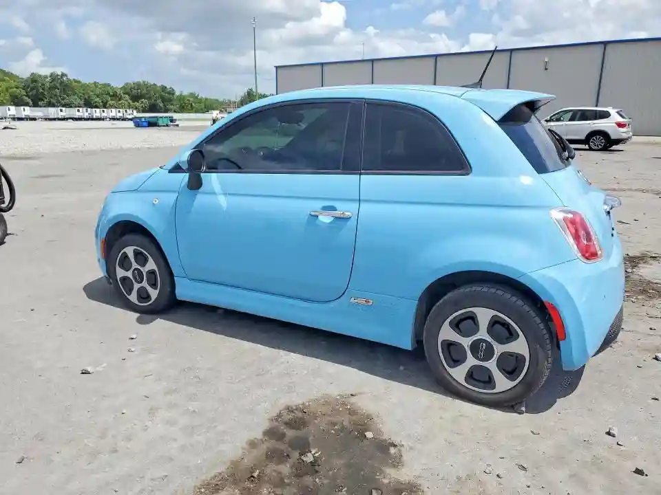 3C3CFFGE4HT659945 2017 FIAT 500-1