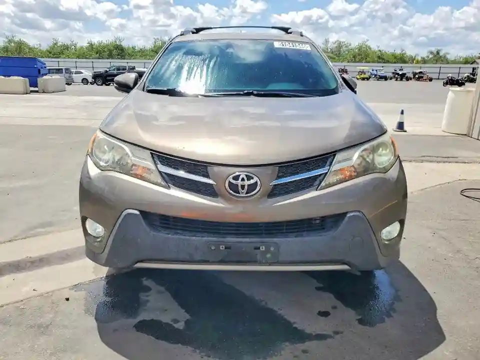 2T3YFREV2FW176644 2015 TOYOTA RAV4-4