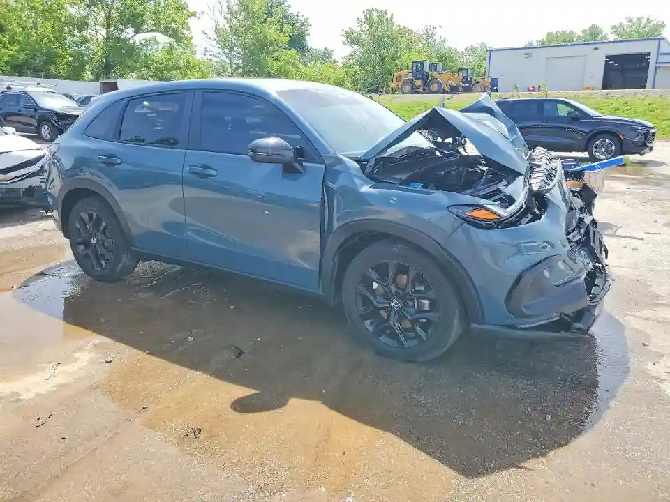 3CZRZ2H54RM725565 2024 HONDA HR-V-3
