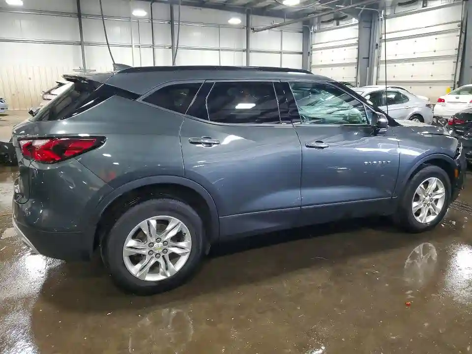 3GNKBHRS8LS625028 2020 CHEVROLET BLAZER-2