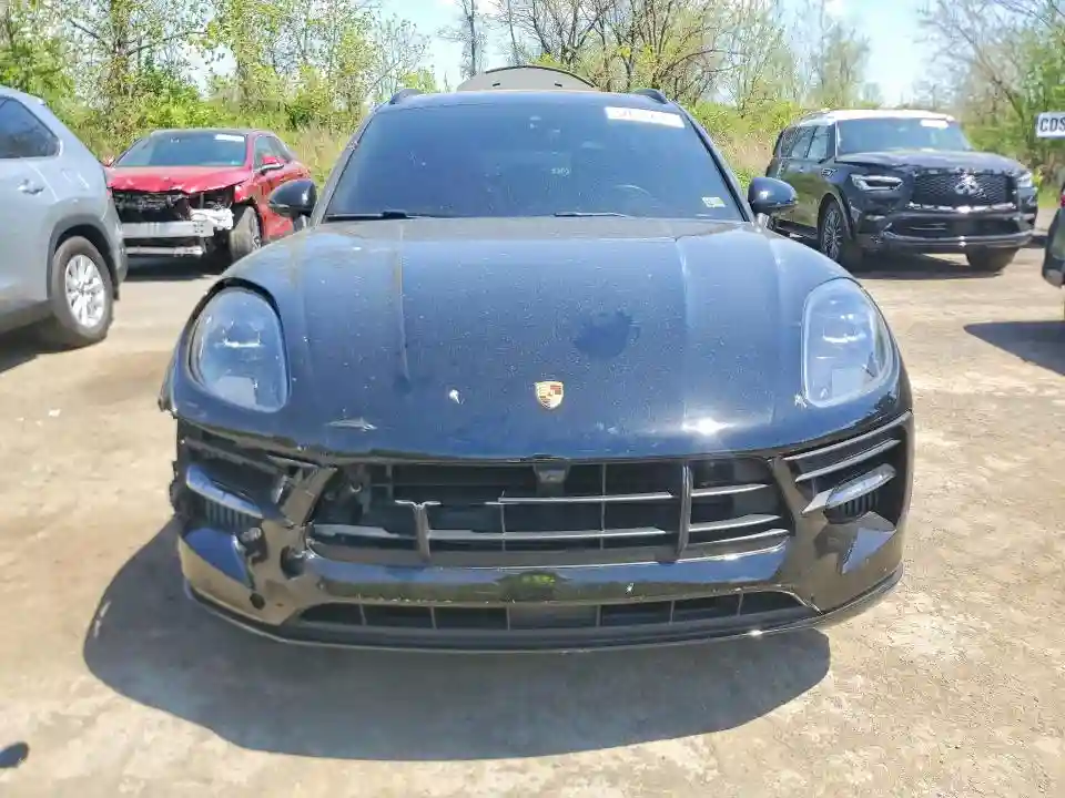 WP1AG2A57MLB52740 2021 PORSCHE MACAN-4