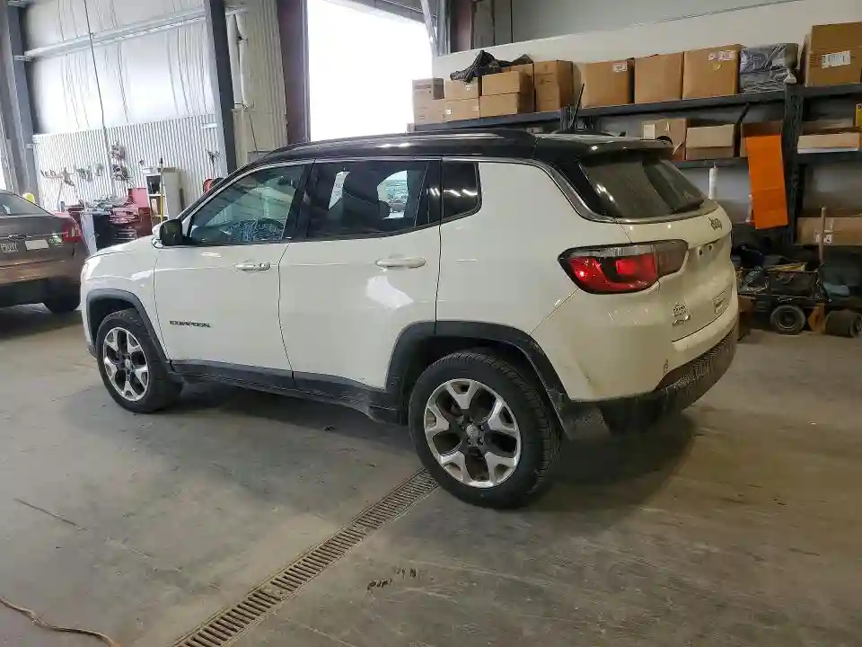 3C4NJDCB8KT827239 2019 JEEP COMPASS-1