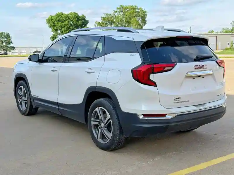 3GKALVEV8ML374561 2021 GMC TERRAIN-2