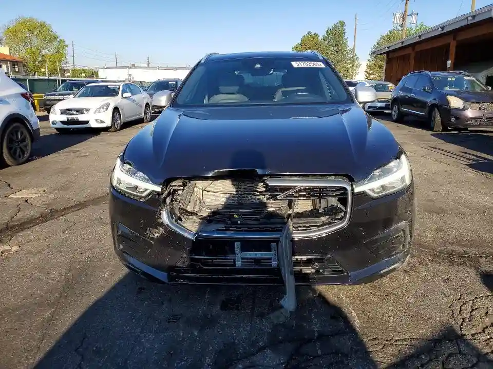 YV4A22RM7K1353054 2019 VOLVO XC60-4