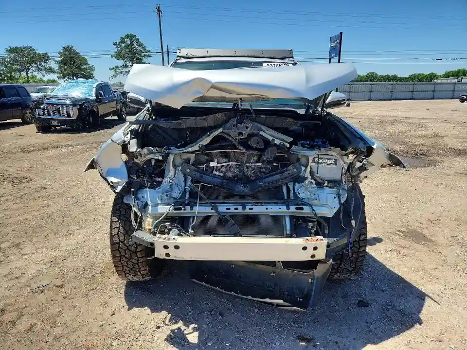 JTEBU5JR9H5468469 2017 TOYOTA 4RUNNER-4