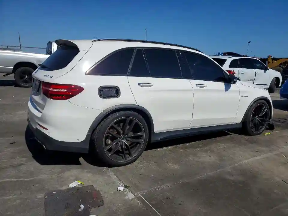 WDC0G8JB9JF458588 2018 MERCEDES-BENZ GLC-CLASS-2