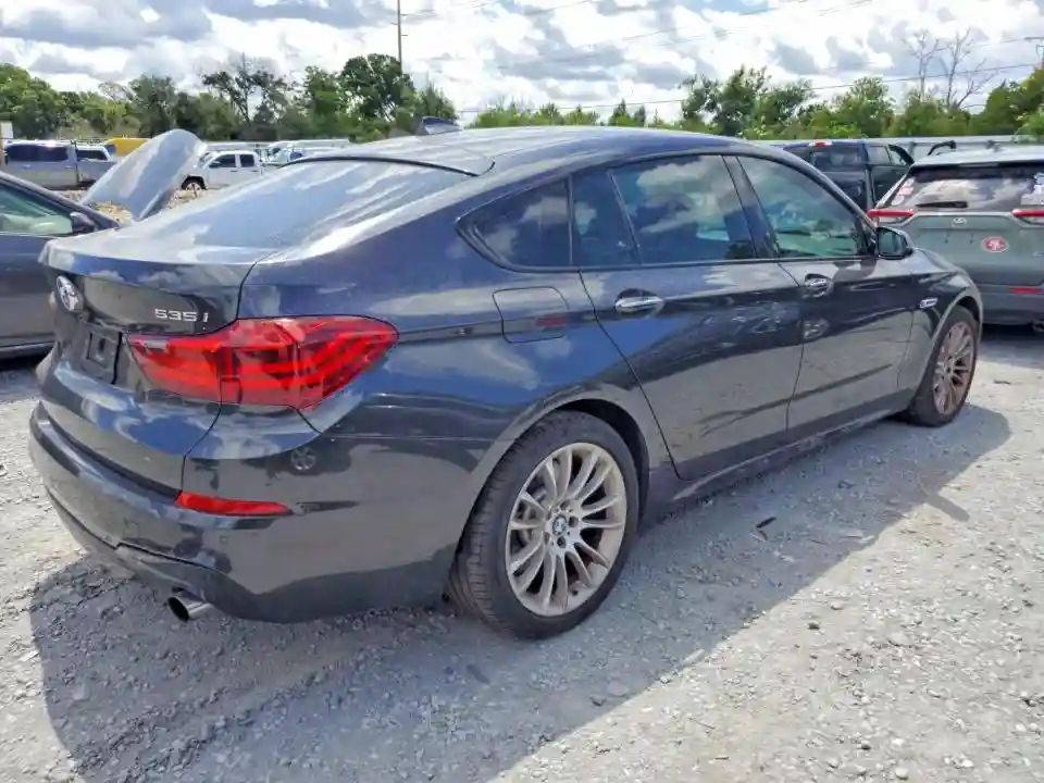 WBA5M2C32HG499346 2017 BMW 5 SERIES-2