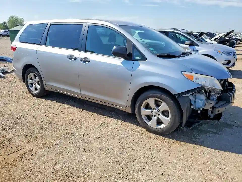 5TDZK3DC7FS530771 2015 TOYOTA SIENNA-3