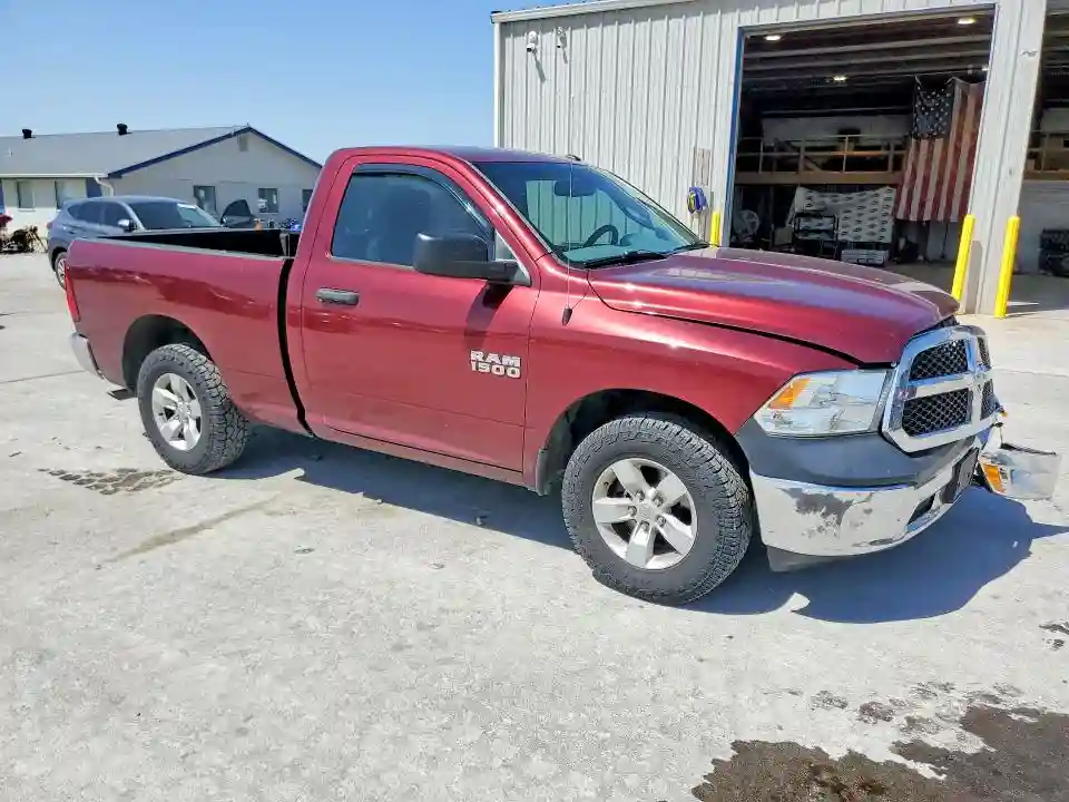 3C6JR6AG1HG645764 2017 RAM 1500-3