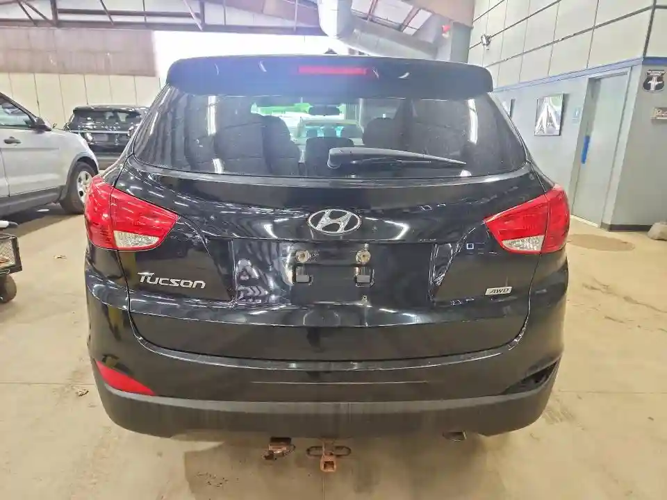 KM8JTCAF7FU076697 2015 HYUNDAI TUCSON-5