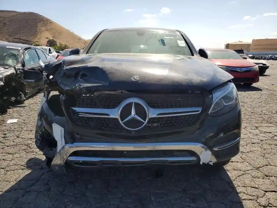 WDC0J4KB9KF581737 2019 MERCEDES-BENZ GLC-CLASS-4