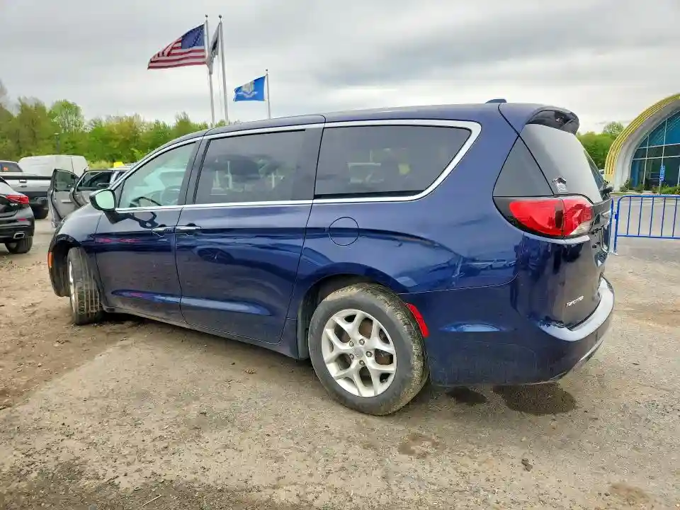 2C4RC1BG7HR788436 2017 CHRYSLER PACIFICA-1
