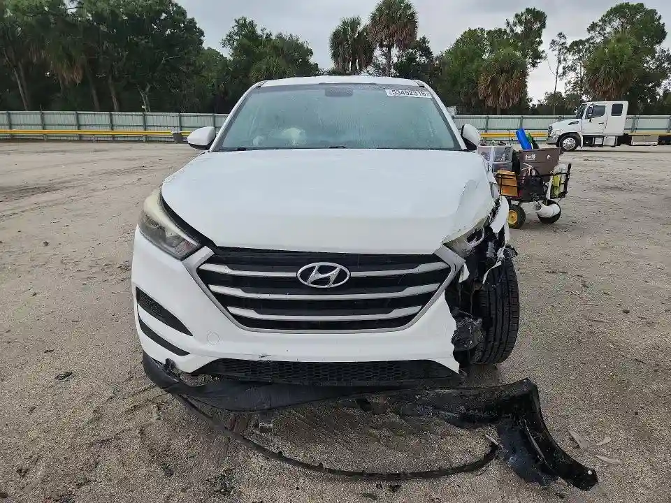 KM8J23A42HU356032 2017 HYUNDAI TUCSON-4