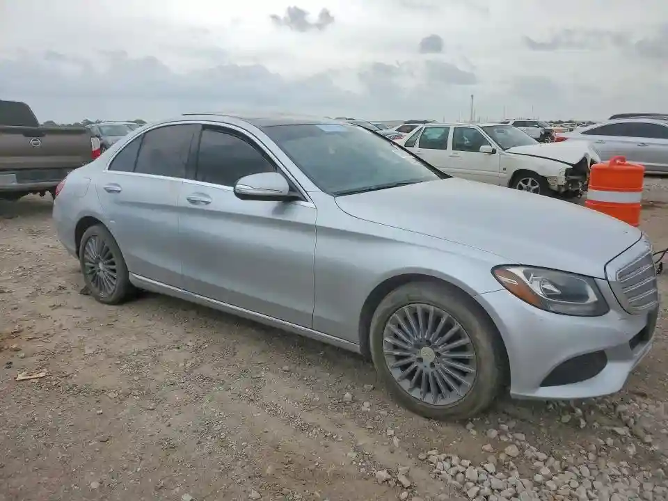 55SWF4JB2FU043019 2015 MERCEDES-BENZ C-CLASS-3