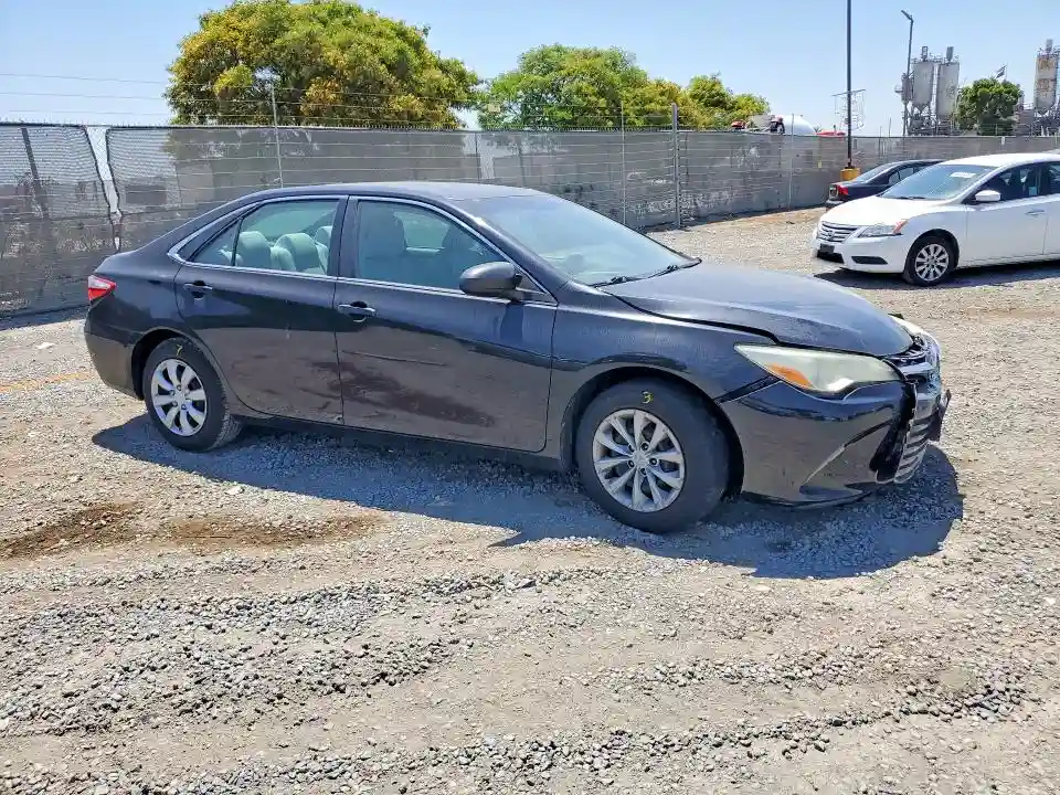 4T4BF1FK5FR444936 2015 TOYOTA CAMRY-3