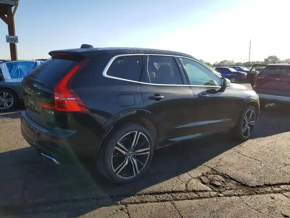YV4A22RM7K1353054 2019 VOLVO XC60-2