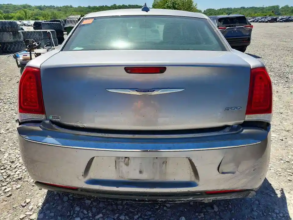 2C3CCAEGXJH145936 2018 CHRYSLER 300-5