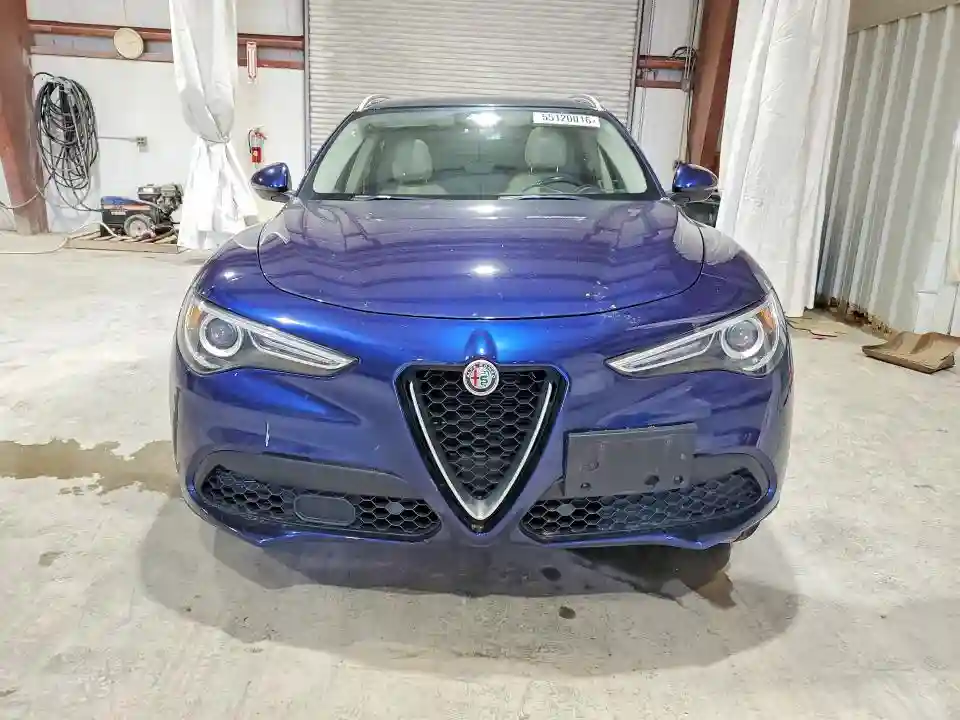 ZASFAKRN9J7C15863 2018 ALFA ROMEO STELVIO-4