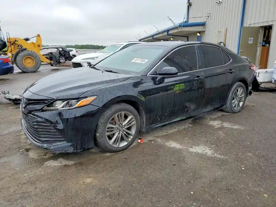 4T1B11HK8JU577785 2018 TOYOTA CAMRY-0