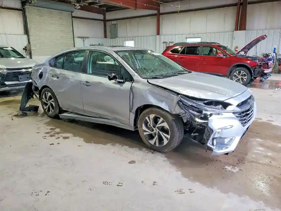 4S3BWAF60S3030092 2025 SUBARU LEGACY-3