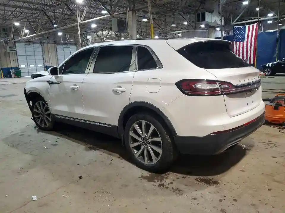 2LMPJ8K94KBL47127 2019 LINCOLN NAUTILUS-1