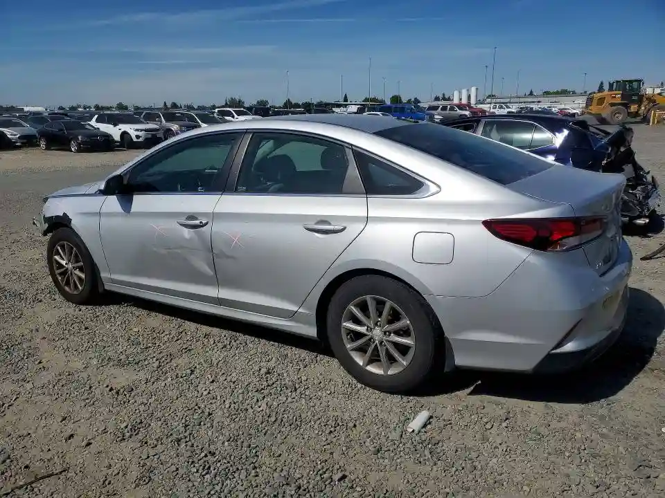 5NPE24AF6JH613061 2018 HYUNDAI SONATA-1