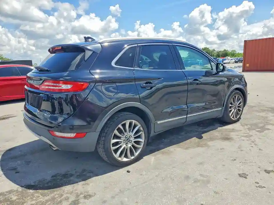 5LMCJ3C94GUJ04444 2016 LINCOLN MKC-2