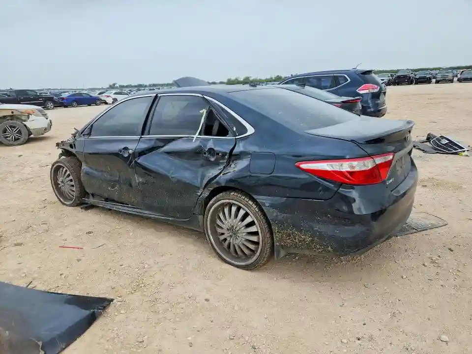 4T1BF1FK2HU633170 2017 TOYOTA CAMRY-1