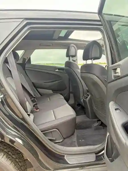 KM8J3CA2XJU794296 2018 HYUNDAI TUCSON-5