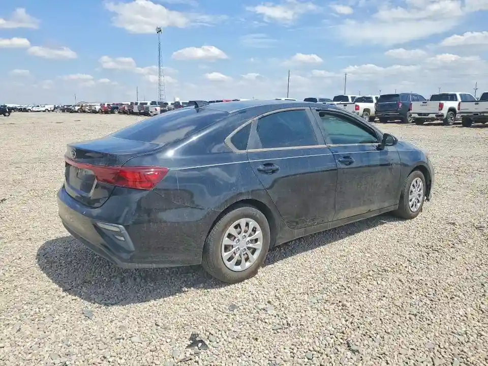 3KPF24AD7KE127349 2019 KIA FORTE-2