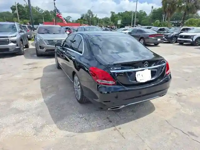 55SWF4JB6JU279942 2018 MERCEDES-BENZ C-CLASS-2