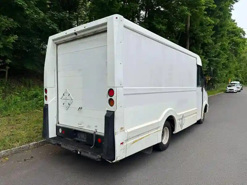 JALB4T170H7W00786 2017 ISUZU NPR-3