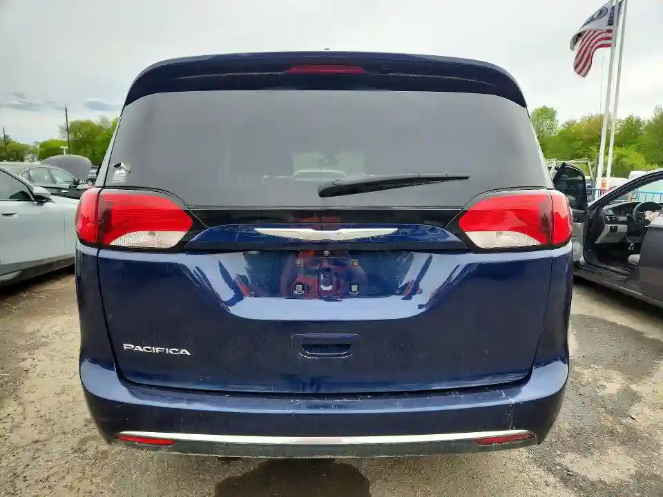 2C4RC1BG7HR788436 2017 CHRYSLER PACIFICA-5