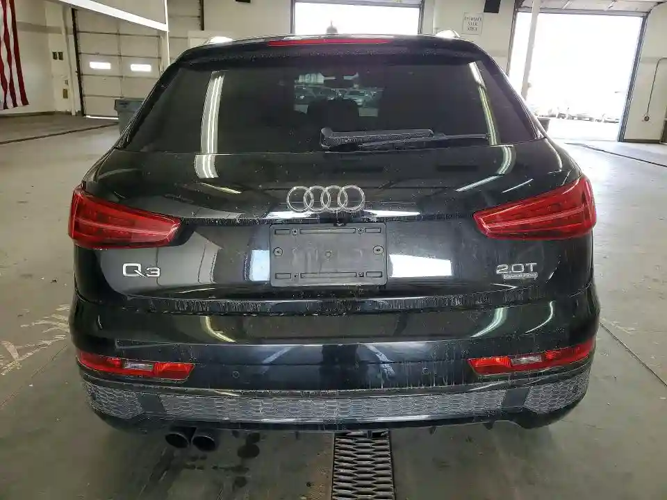 WA1GFCFS8GR013022 2016 AUDI Q3-5