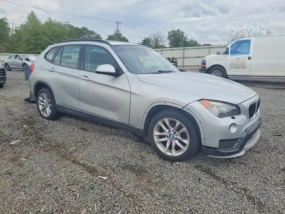 WBAVL1C57FVY29862 2015 BMW X1-3