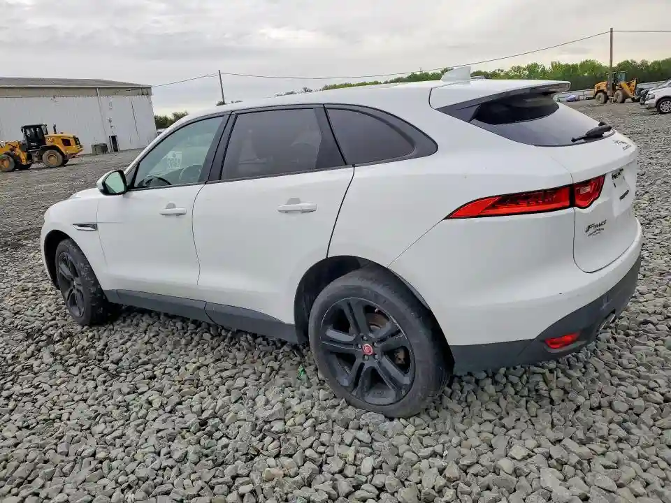 SADCS2BN7HA089703 2017 JAGUAR F-PACE-1