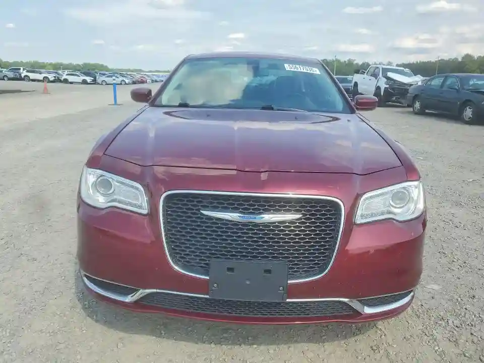 2C3CCAAGXHH668261 2017 CHRYSLER 300-4