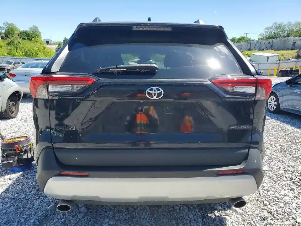 2T3J1RFV6MW166677 2021 TOYOTA RAV4-5