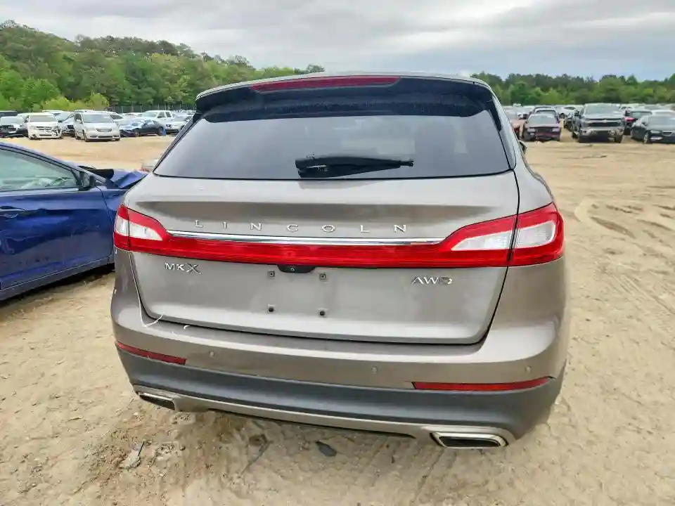 2LMTJ8KR9GBL72613 2016 LINCOLN MKX-5