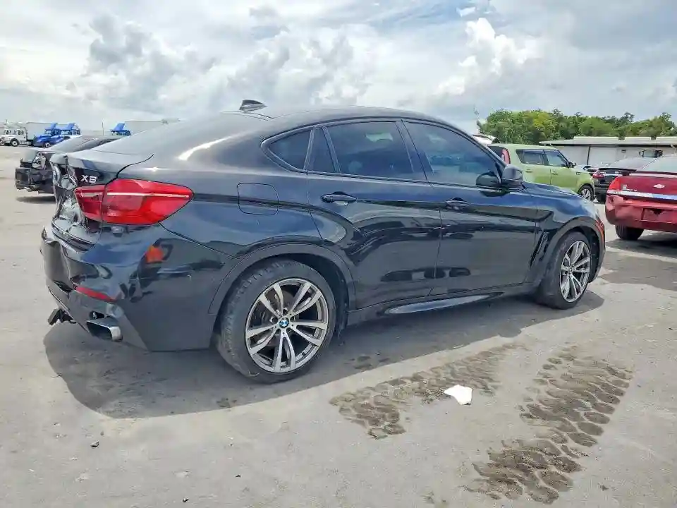 5UXKU6C32H0S99670 2017 BMW X6-2