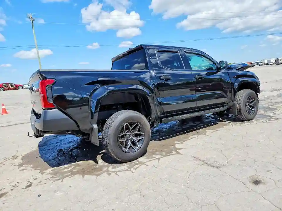 3TYKD5HN0ST018254 2025 TOYOTA TACOMA-2