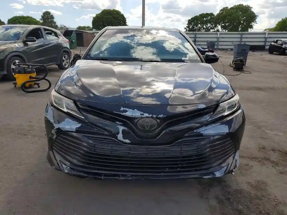 4T1B11HK6KU196910 2019 TOYOTA CAMRY-4