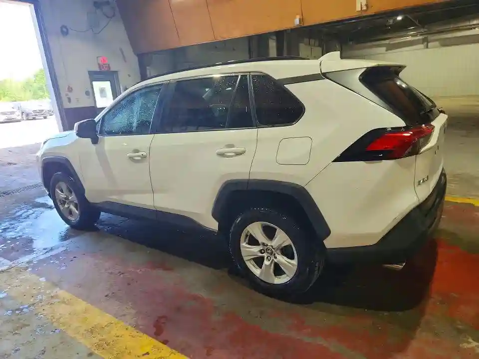 2T3P1RFV0MC150714 2021 TOYOTA RAV4-1