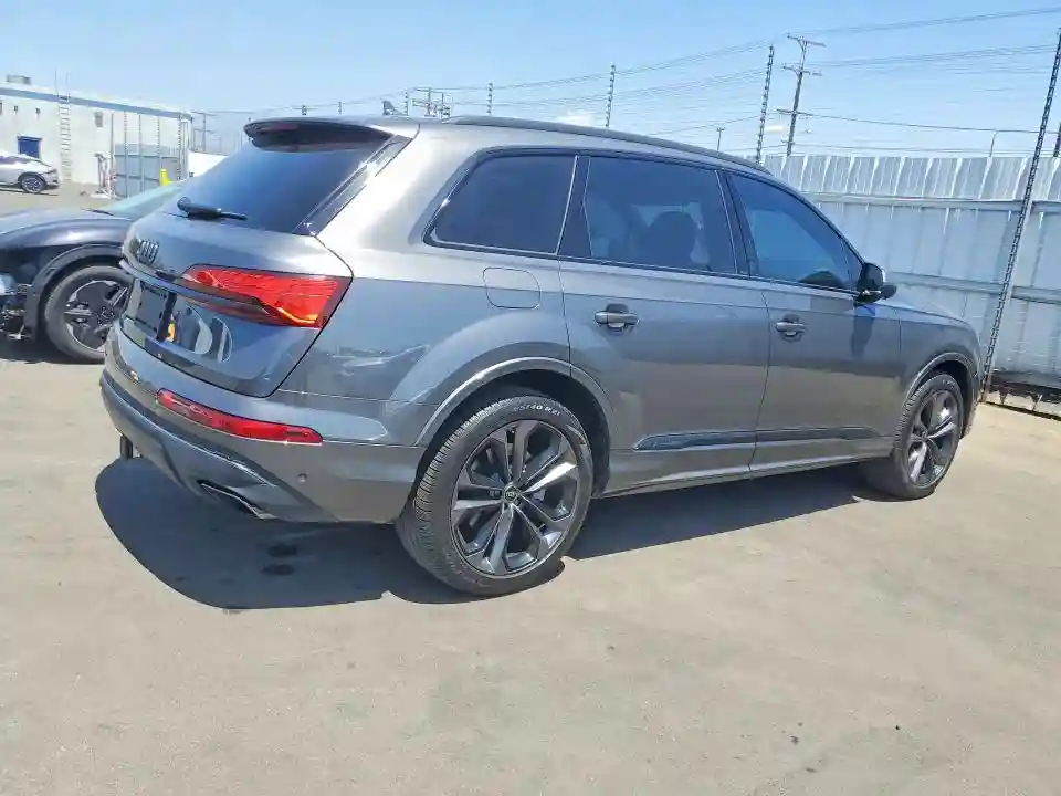 WA1LVBF78SD005015 2025 AUDI Q7-2