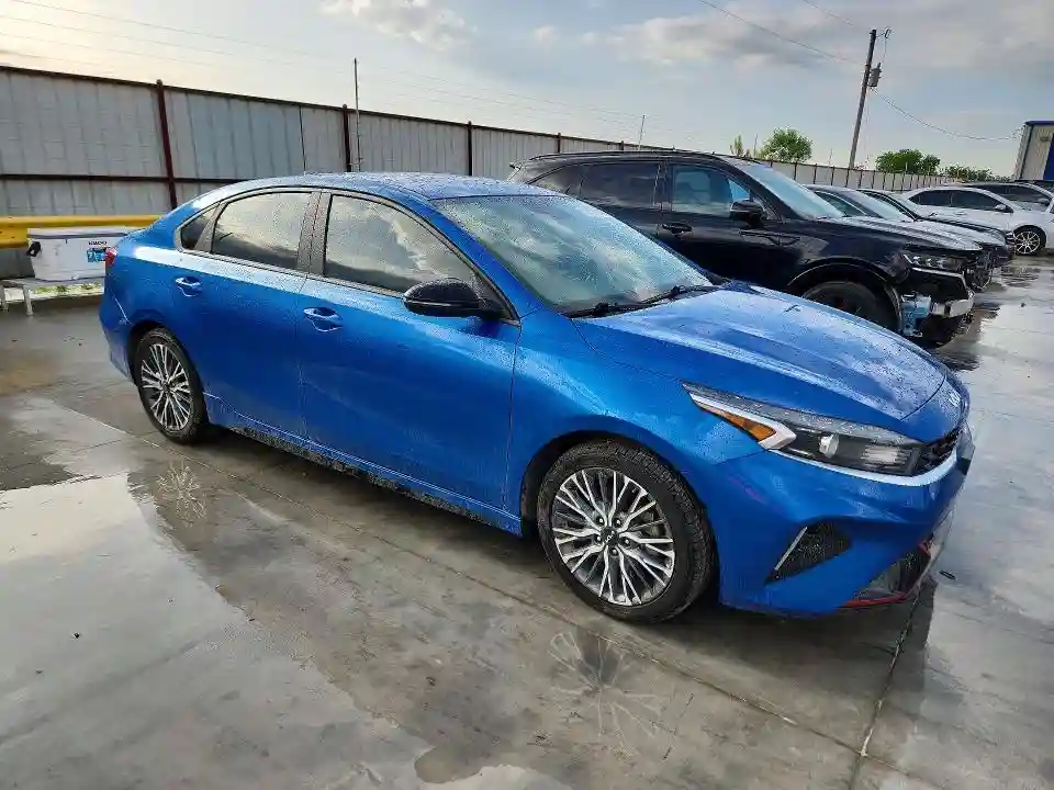 3KPF54AD5NE448978 2022 KIA FORTE-3