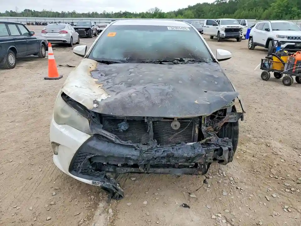 4T1BF1FK2GU545900 2016 TOYOTA CAMRY-4