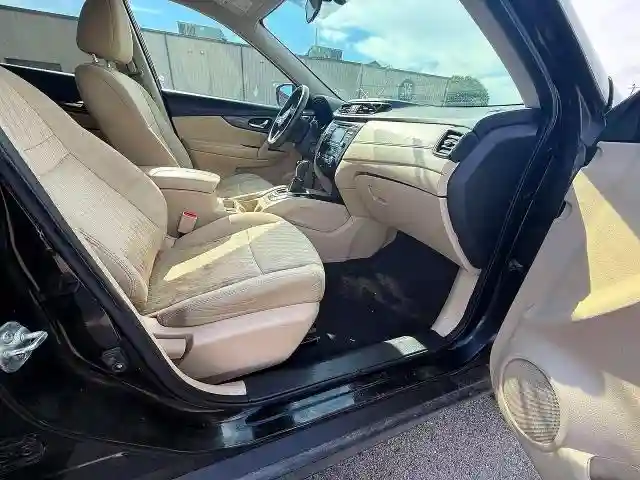 5N1AT2MV8HC817543 2017 NISSAN ROGUE-4