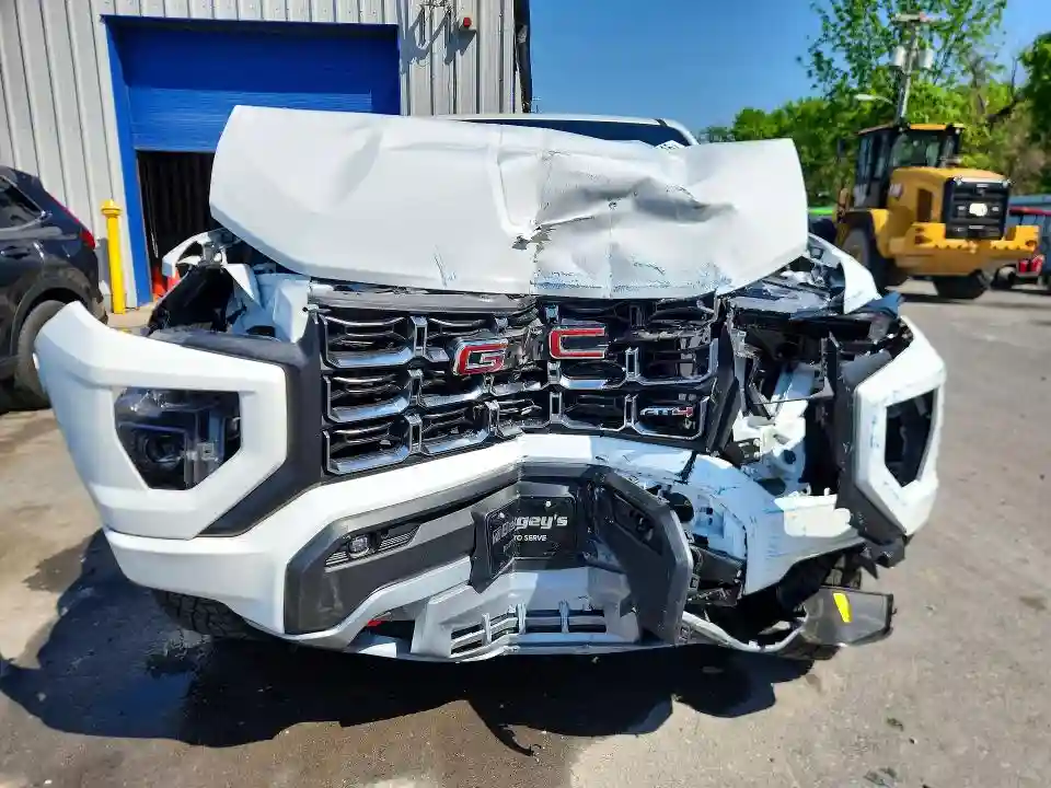 1GTP6DEKXR1263053 2024 GMC CANYON-4