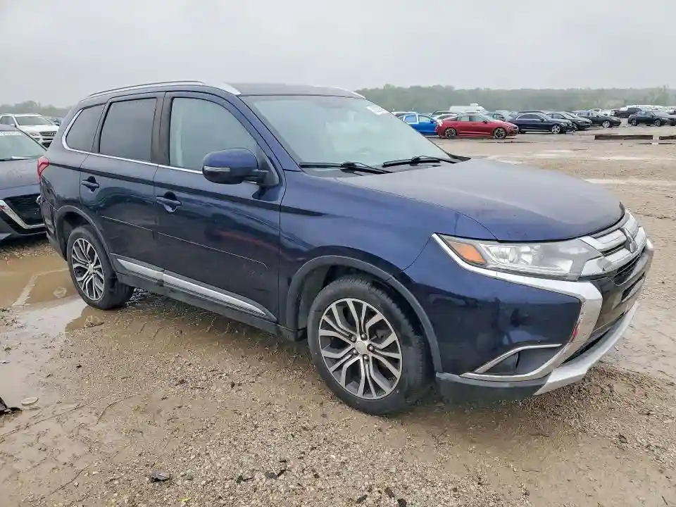 JA4AZ3A34HZ051281 2017 MITSUBISHI OUTLANDER-3